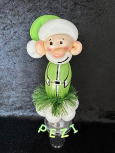 Grüner Elf aus Luftballon