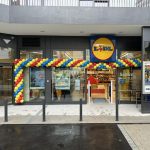Lidl Eingang dekoriert